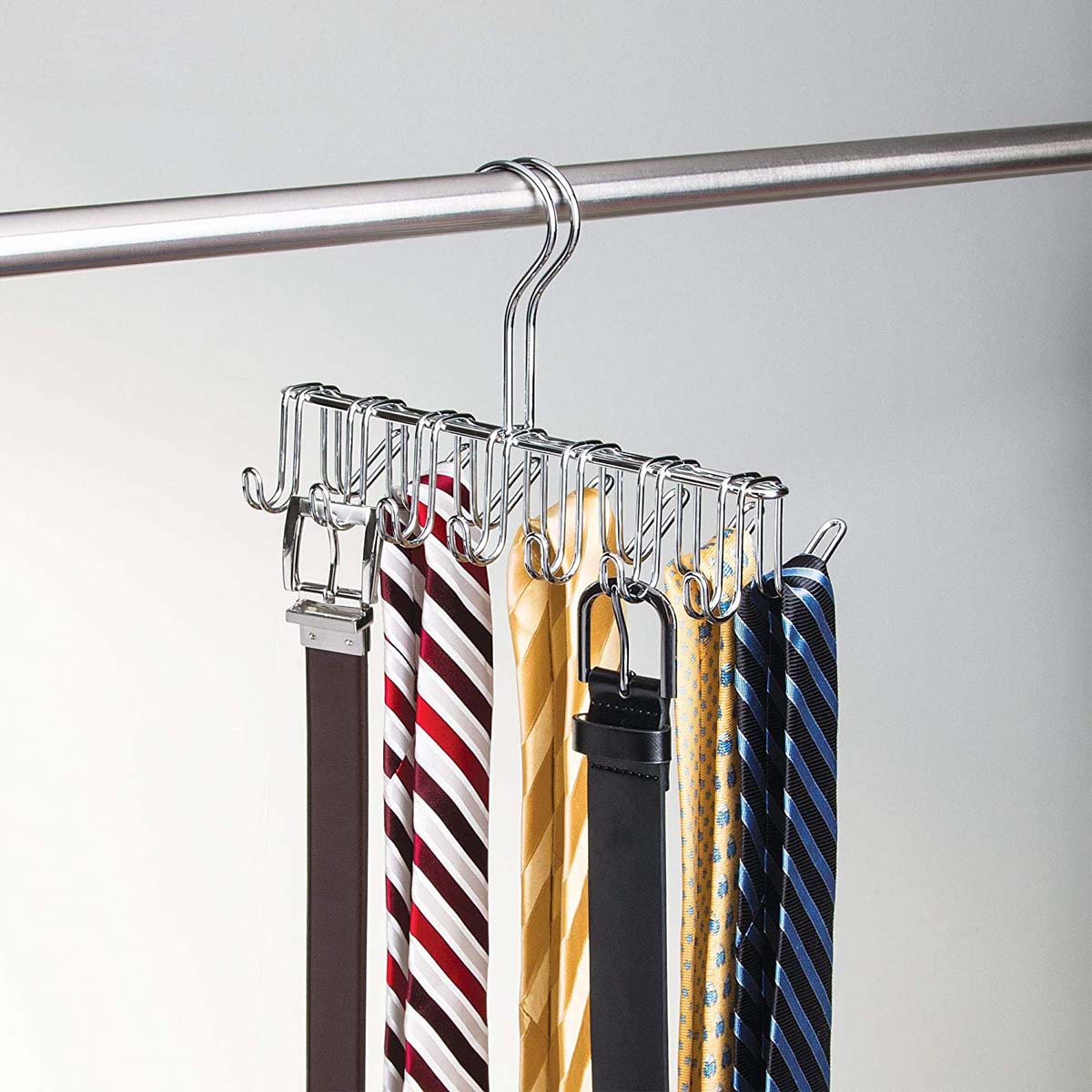 Cintre Multiple pour au Moins 23 Cravates MetroDecor mDesign Cintre Porte-Cravates argenté Accessoire de Dressing Pratique 