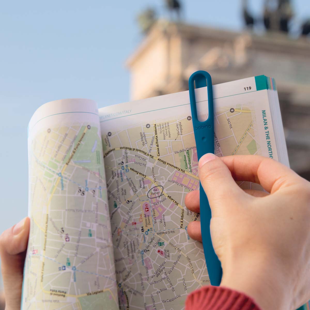 Stylo marque-page bleu