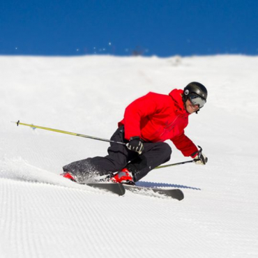 Un peu d'aide pour ranger les affaires de ski ?